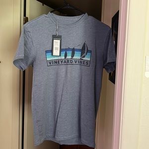 Vineyard vines Mens XS Grapic Tee calm sail dunes